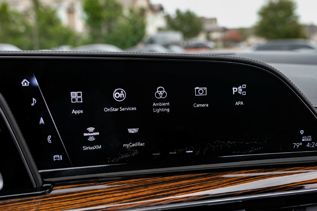 Used 2021 Cadillac Escalade ESV Premium Luxury RWD image 39