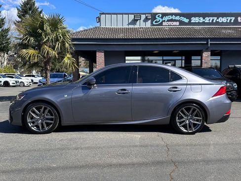 Used 2018 Lexus IS 300 F Sport image 3