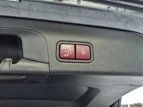 Used 2024 Mercedes-Benz GLS 450 GLS 450 image 35