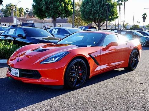 Used 2019 Chevrolet Corvette Stingray Coupe w/ 1LT RWD image 9