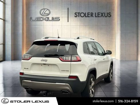 Used 2021 Jeep Cherokee Limited w/ Mopar Interior Package AWD/4WD image 4