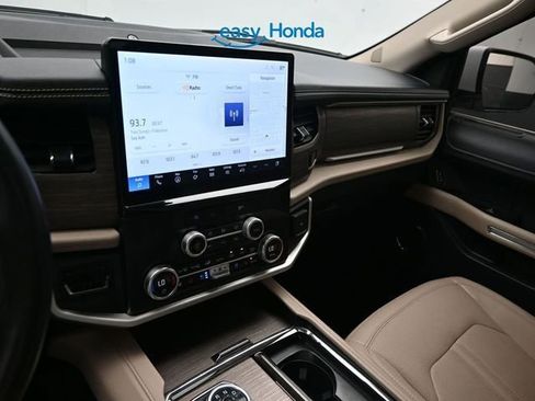 Used 2024 Ford Expedition Max Limited image 11