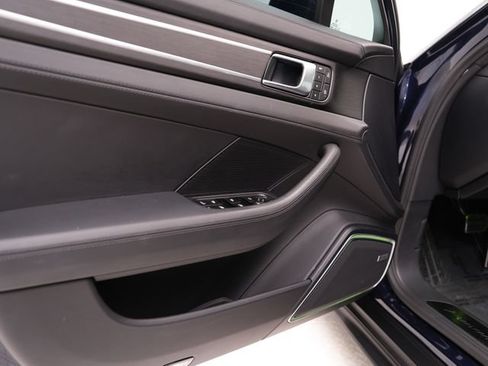 Certified 2023 Porsche Panamera GTS AWD/4WD image 9