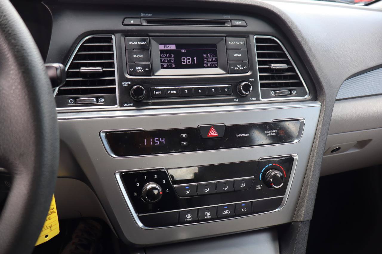 Used 2016 Hyundai Sonata SE FWD image 20