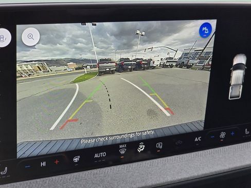 New 2025 Ford Maverick XLT w/ XLT Luxury Package image 11