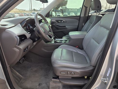 Used 2020 Chevrolet Traverse Premier AWD/4WD image 11