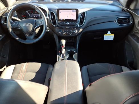 Used 2022 Chevrolet Equinox RS w/ Infotainment Package image 19