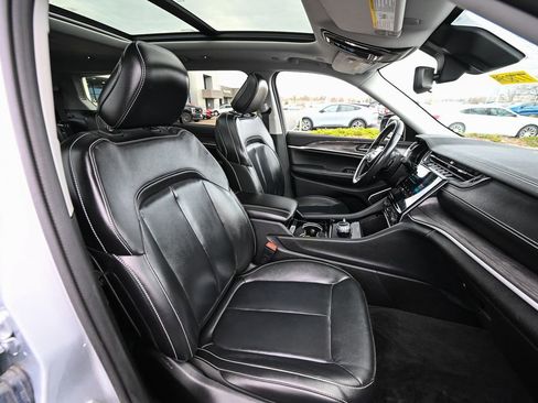 Used 2021 Jeep Grand Cherokee L Limited image 26