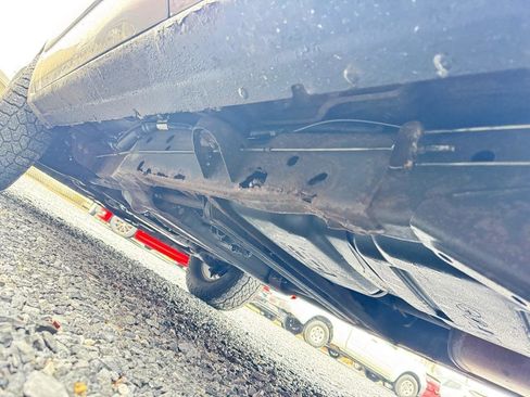 Used 2005 GMC Yukon SLE image 5