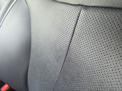 Used 2019 Hyundai Santa Fe FWD image 17
