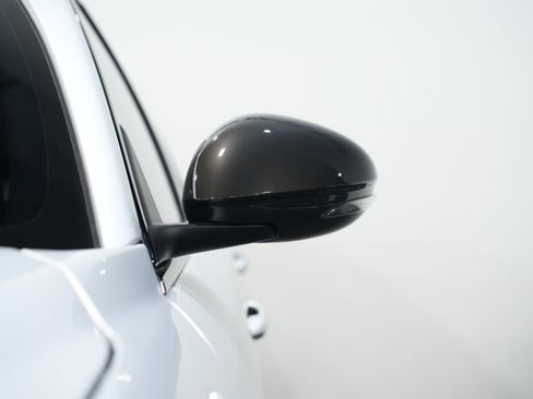 Used 2020 Alfa Romeo Giulia Quadrifoglio w/ Nero Edizione image 11