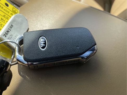 Used 2020 Kia Telluride SX w/ Towing Package FWD image 33