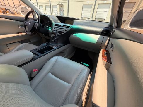 Used 2010 Lexus RX 350 2WD image 16
