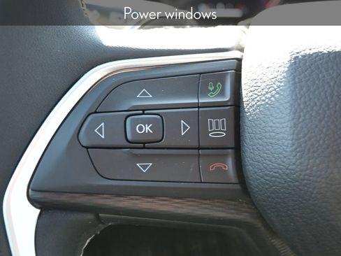 New 2025 Jeep Grand Cherokee L Laredo image 14