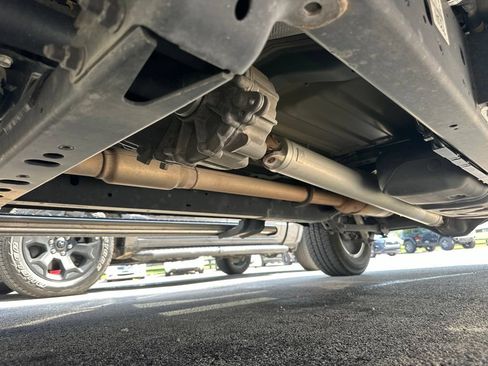 Used 2019 RAM 1500 Big Horn AWD/4WD image 12