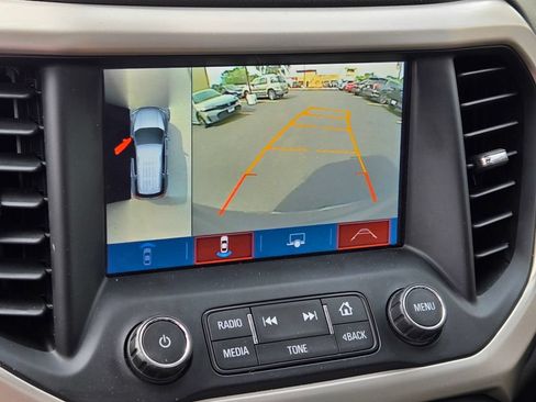 Used 2019 GMC Acadia Denali w/ Technology Package AWD/4WD image 39