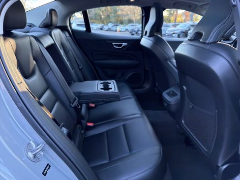 Certified 2024 Volvo S60 B5 Core image 33