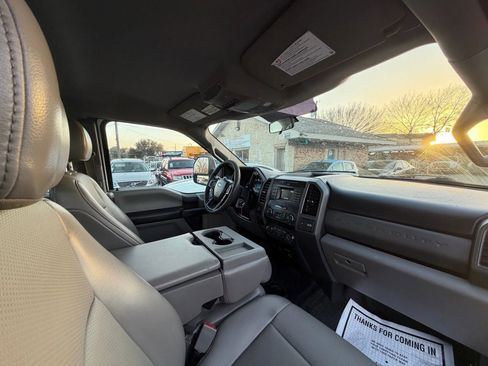 Used 2019 Ford F250 XL w/ Power Equipment Group image 16