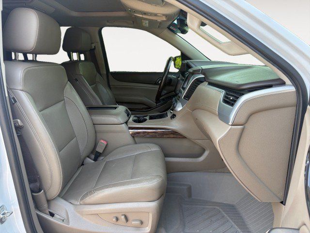 Used 2019 GMC Yukon SLT w/ Premium Edition AWD/4WD image 12