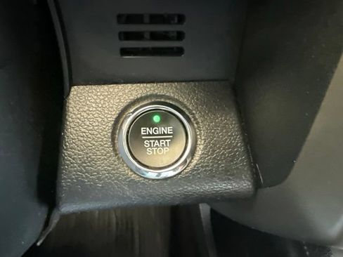 Used 2020 Ford Expedition XLT w/ Equipment Group 202A RWD image 20
