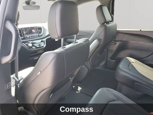 New 2026 Chrysler Voyager LX FWD image 19