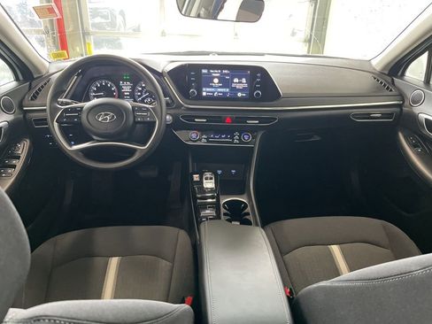 Used 2022 Hyundai Sonata SEL w/ Cargo Package image 9