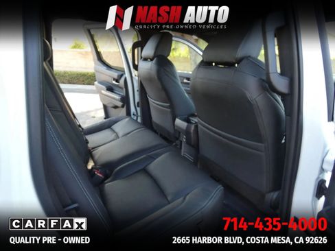 Used 2025 Toyota Tacoma TRD Sport AWD/4WD image 29