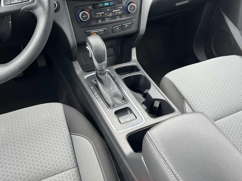 Used 2019 Ford Escape SE FWD image 15
