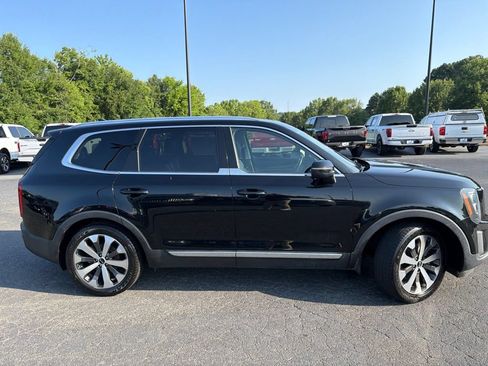 Used 2021 Kia Telluride EX w/ EX Premium Package FWD image 15