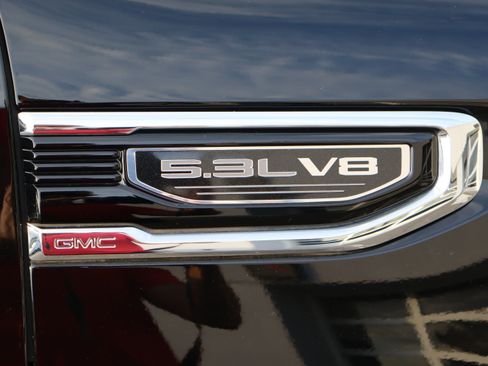 Used 2024 GMC Sierra 1500 SLT w/ SLT Premium Package AWD/4WD image 12