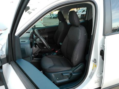 Used 2022 Ford Maverick XL image 13