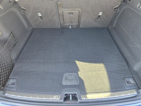 New 2026 Volvo XC60 T8 Plus w/ Protection Package Premier image 35