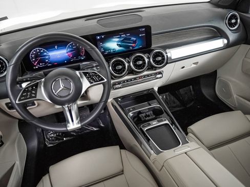 Certified 2026 Mercedes-Benz GLB 250 image 18