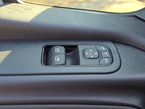 Used 2026 Mercedes-Benz Sprinter 2500 image 25