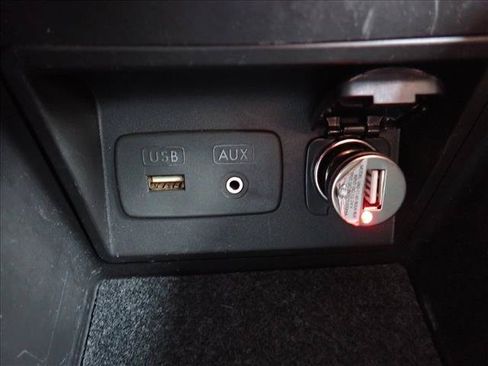 Used 2014 Subaru Outback 2.5i Premium w/ Popular Package #1B AWD/4WD image 18