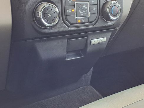 Used 2013 Ford F150 XLT w/ Luxury Equipment Group image 14