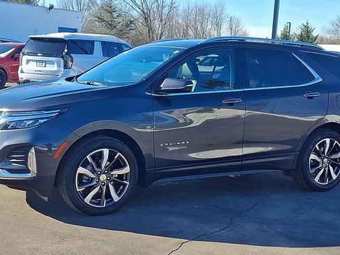 Certified 2022 Chevrolet Equinox Premier w/ LPO, Floor Liner Package image 7