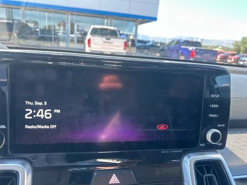 Used 2022 Kia Sorento SX AWD/4WD image 24