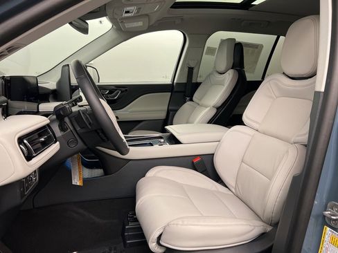 Used 2026 Lincoln Aviator Reserve image 27