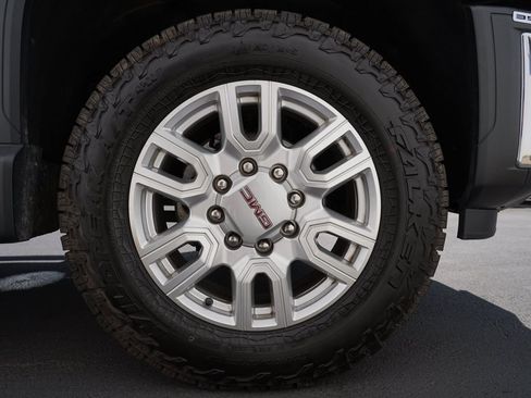 Certified 2024 GMC Sierra 3500 SLT w/ SLT Premium Package AWD/4WD image 33