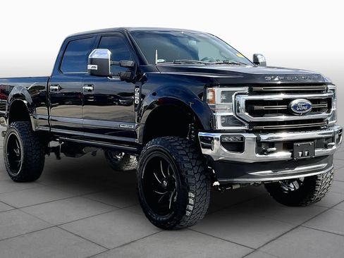 Used 2020 Ford F250 King Ranch w/ King Ranch Ultimate Package AWD/4WD image 3