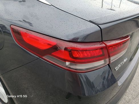 Used 2018 Kia Optima S FWD image 13