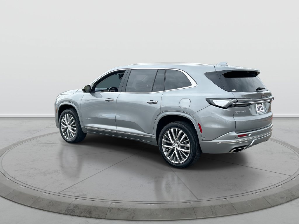 Used 2025 Buick Enclave Avenir w/ Super Cruise Package AWD/4WD image 6