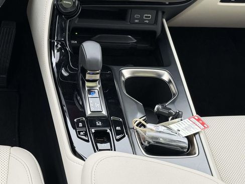 Used 2025 Lexus NX 350h AWD w/ Rear Seat Package image 19