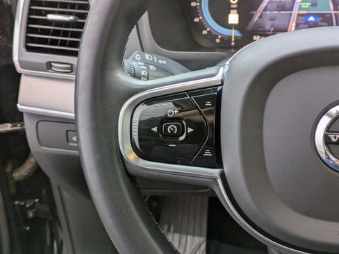 Used 2023 Volvo XC90 B5 Core w/ Climate Package image 18