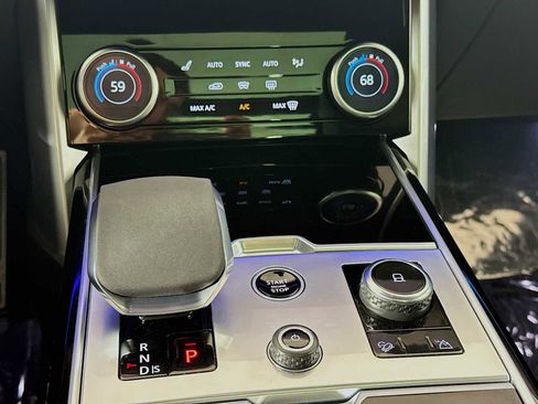 Certified 2023 Land Rover Range Rover SE AWD/4WD image 33