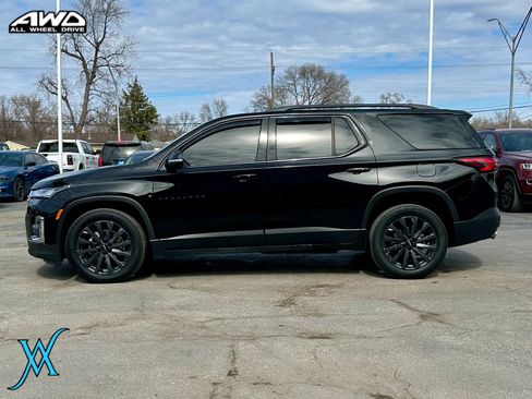 Used 2023 Chevrolet Traverse RS w/ LPO, Floor Liner Package AWD/4WD image 4