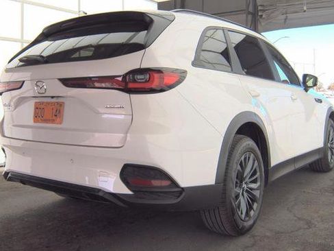 Used 2025 MAZDA CX-70 3.3 Turbo w/ Preferred Package image 4