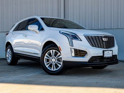 New 2025 Cadillac XT5 Luxury