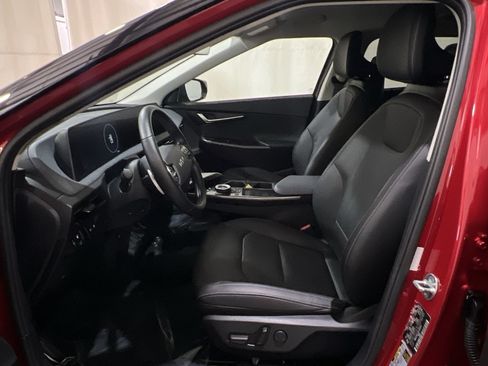 Used 2023 Kia EV6 Wind AWD/4WD image 16